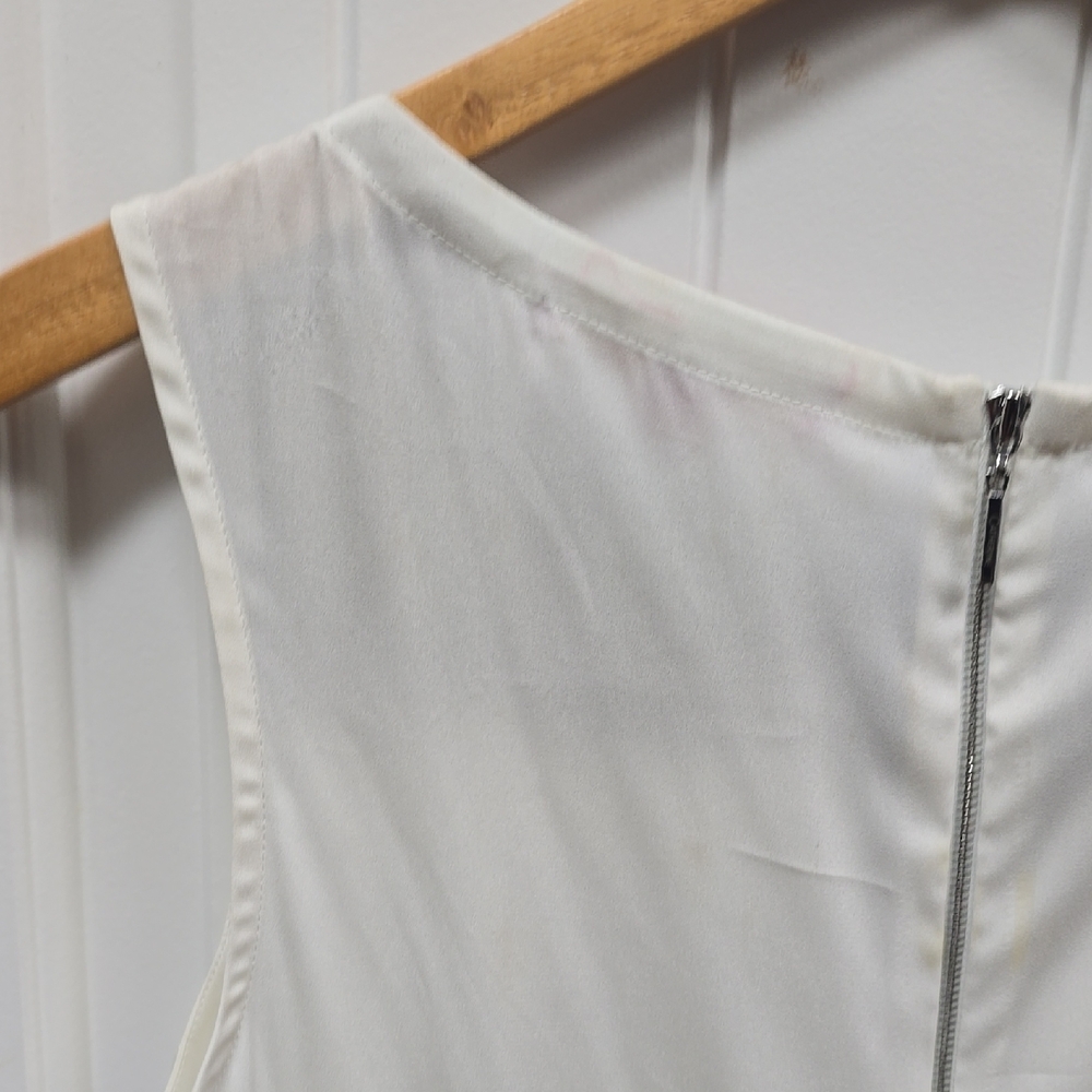 Catherine Malandrino Medium Black and White Sleeveless Blouse - Picture 9 of 9